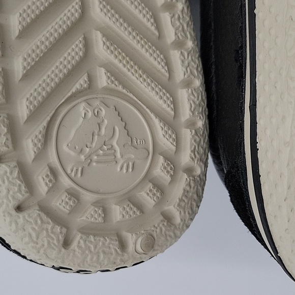 Crocs Hover slip on sz 7m/9w - Picture 4 of 6